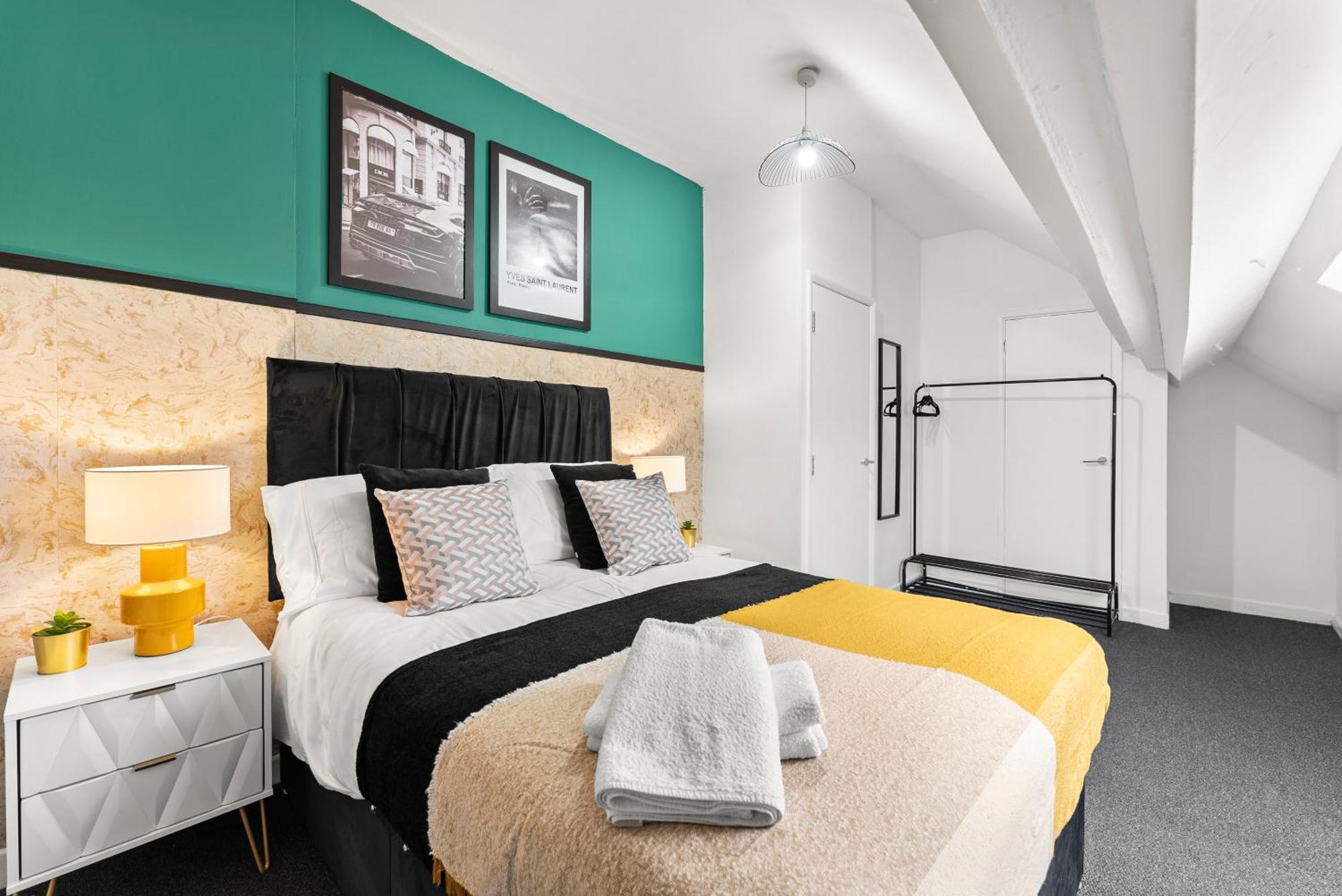 20 Percent Off! Stylish Sheffield Abode Sleeps 12アパートメント エクステリア 写真