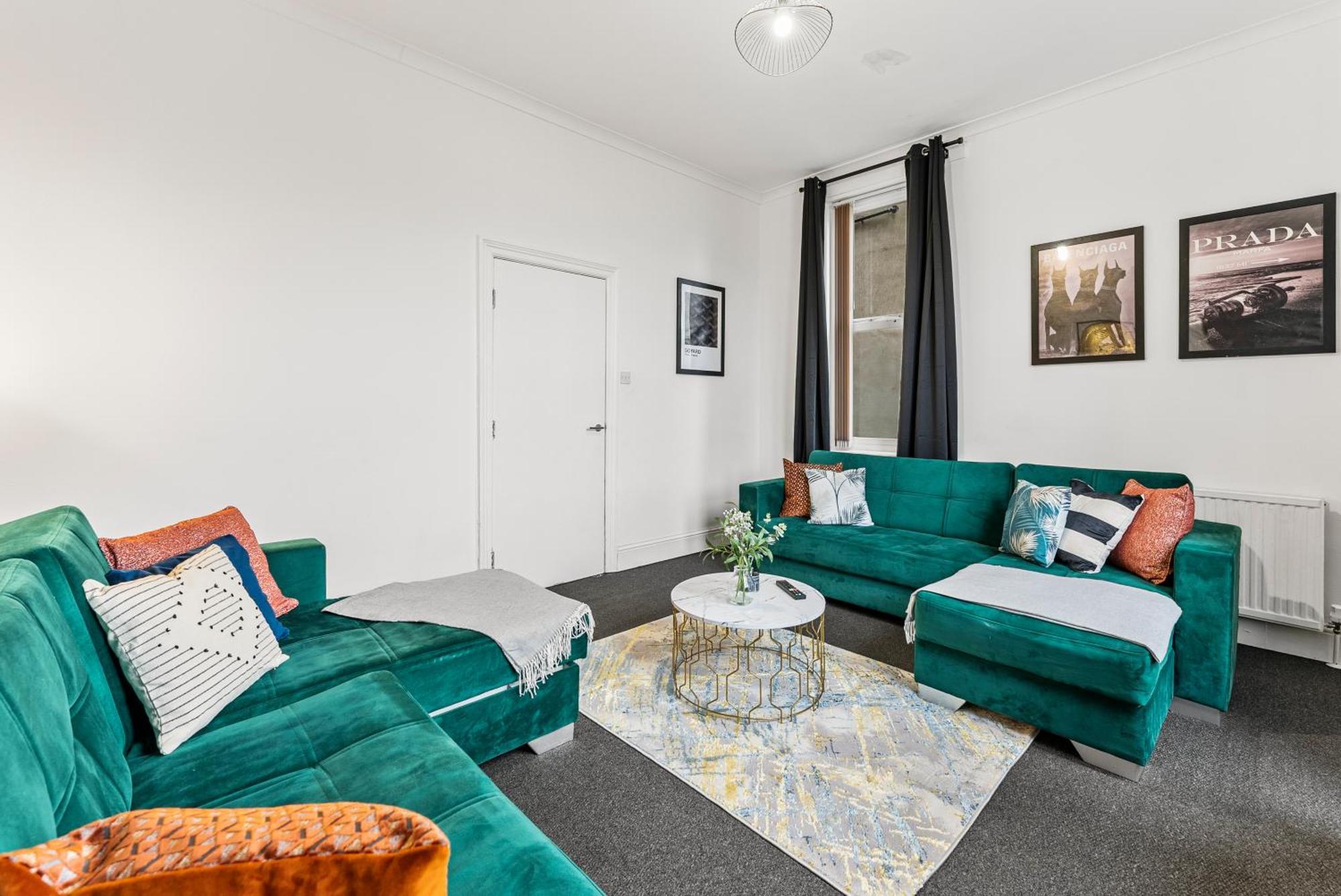20 Percent Off! Stylish Sheffield Abode Sleeps 12アパートメント エクステリア 写真
